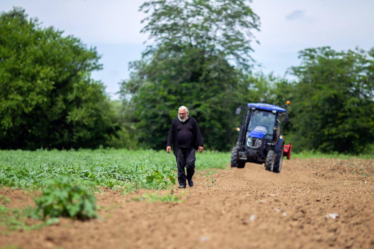 A farmer from Baghdati region has bought agricultural equipment within the United AgroProject