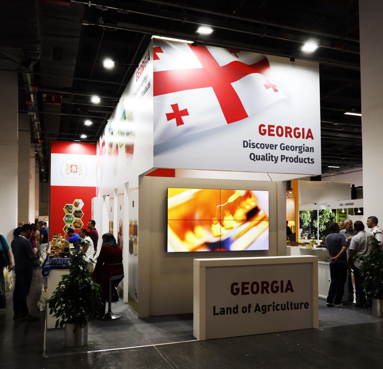 At the APIMONDIA 2022 international exhibition-congress held in Istanbul, Turkey, the stand of Georgia won a gold medal